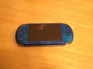 PSP・iphone・ipod touch5修理　大阪 千里丘駅徒歩10分