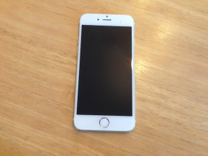 iphone6・3DS・Wii Uのgamepad修理　大阪 吹田のお客様