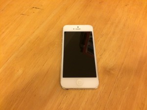 iphone5・ipod touch5・任天堂3DS修理　大阪 吹田のお店