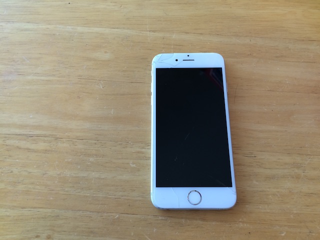 iphone6/ipod touch5修理　吹田のお客様