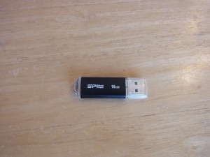 SDカード・USBメモリ・外付けHDD　データ復旧　吹田のお客様