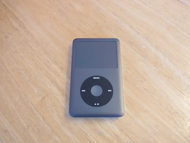 摂津市のお客様　iPod classic/iPhoneバッテリー交換