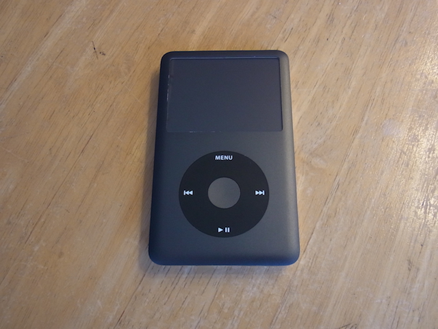 大阪のお客様　iPod classic HDD故障